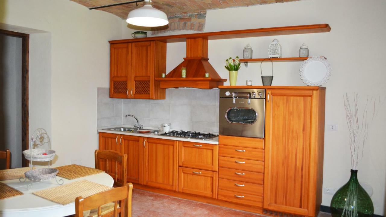 Agriturismo "Veritas" Bed & Wine Casaleggio Boiro Luaran gambar